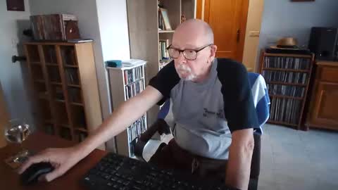  Papi  online show from 19, 4, 2026