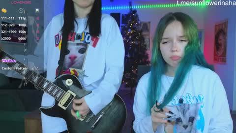 Snapshot of 819sunflowerinahat2016 chatting on 7, 12, 2024 Cornelia and Dante online show from 7, 12, 2024