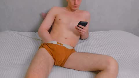 Snapshot of 8_altair_8 chatting on 10, 10, 2025 8_altair_8 online show from 10, 10, 2025