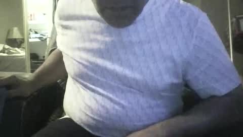 Snapshot of 8inchthrobbincock chatting on 1, 12, 2025 8inchthrobbincock online show from 1, 12, 2025