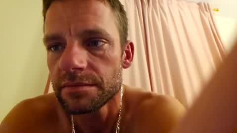 8inchwhiteboy88 online show from 7, 4, 2026