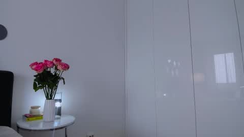 8selene online show from 15, 10, 2025