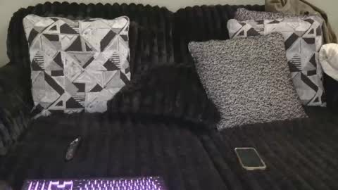 Snapshot of 90snaughtycouple chatting on 29, 4, 2026 90sNaughtyCouple online show from 29, 4, 2026