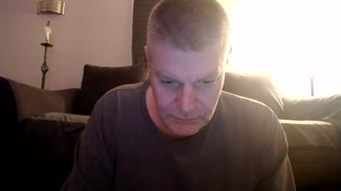 Snapshot of 989guy chatting on 16, 6, 2026 989guy online show from 16, 6, 2026