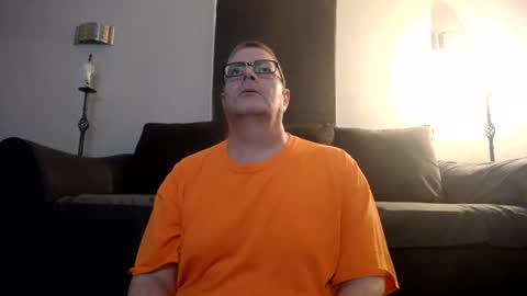 Snapshot of 989guy chatting on 18, 6, 2026 989guy online show from 18, 6, 2026