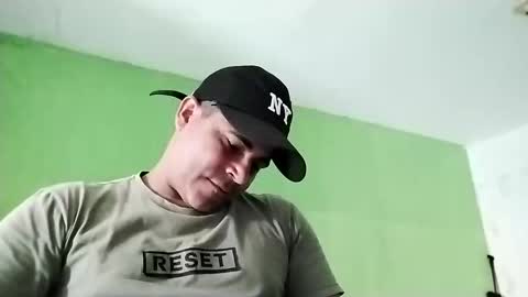 9vinhocamshow online show from 5, 3, 2025