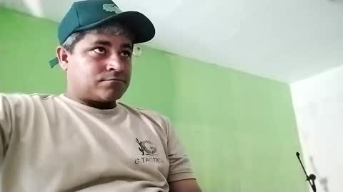 Snapshot of 9vinhocamshow chatting on 16, 3, 2026 9vinhocamshow online show from 16, 3, 2026