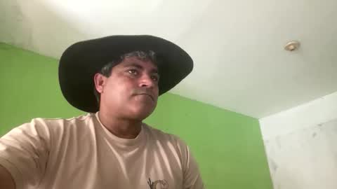 Snapshot of 9vinhocamshow chatting on 9, 4, 2026 9vinhocamshow online show from 9, 4, 2026