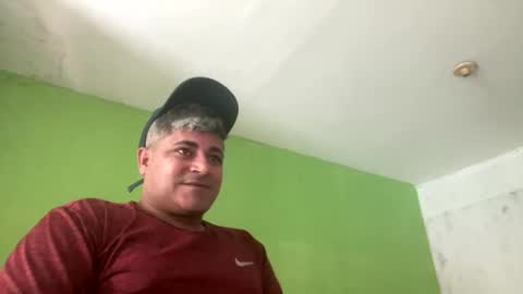 Snapshot of 9vinhocamshow chatting on 15, 4, 2026 9vinhocamshow online show from 15, 4, 2026