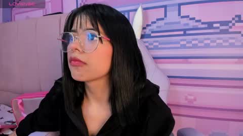 Alice  online show from 30, 10, 2025