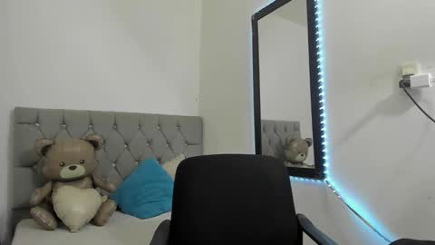 DERECK online show from 18, 2, 2026