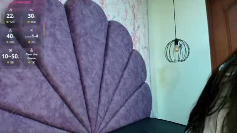 Snapshot of _alaia_collway_ chatting on 22, 4, 2026 Alaia online show from 22, 4, 2026