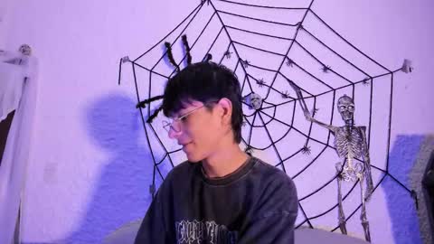 Snapshot of _alexandersawyer_ chatting on 10, 10, 2025 Alexander online show from 10, 10, 2025