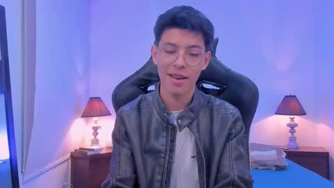 Snapshot of _alexandersawyer_ chatting on 17, 11, 2025 Alexander online show from 17, 11, 2025