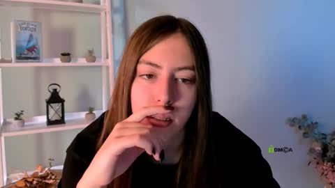 Snapshot of _alice_smith__ chatting on 19, 10, 2025 _alice_smith__ online show from 19, 10, 2025