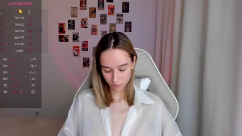 Snapshot of _alissaa_ chatting on 8, 2, 2025 Alice online show from 8, 2, 2025