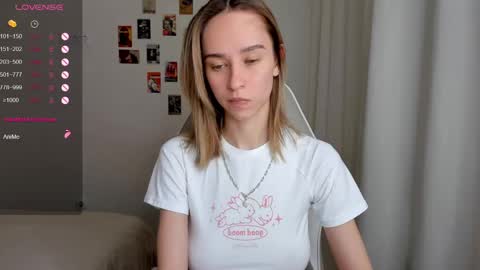 Snapshot of _alissaa_ chatting on 11, 2, 2025 Alice online show from 11, 2, 2025