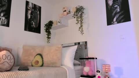 Snapshot of _alissonrose chatting on 4, 10, 2025 Karo online show from 4, 10, 2025