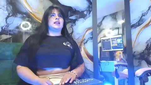 Snapshot of _angelcute16 chatting on 15, 4, 2026 Angela online show from 15, 4, 2026