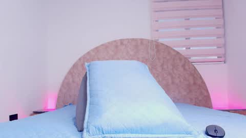 Snapshot of _aniisha_ chatting on 22, 5, 2026 Any online show from 22, 5, 2026
