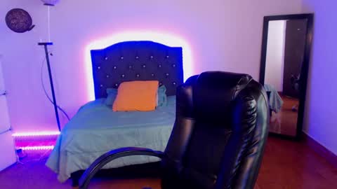 Anne online show from 9, 12, 2024