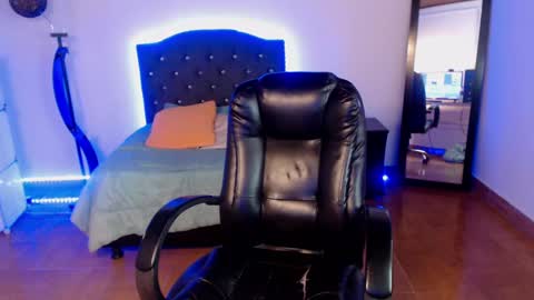 Anne online show from 17, 12, 2024