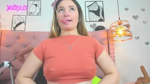 _antonella_11 online show from 7, 10, 2025