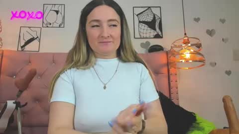 _antonella_11 online show from 10, 10, 2025