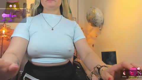 _antonella_11 online show from 25, 11, 2025