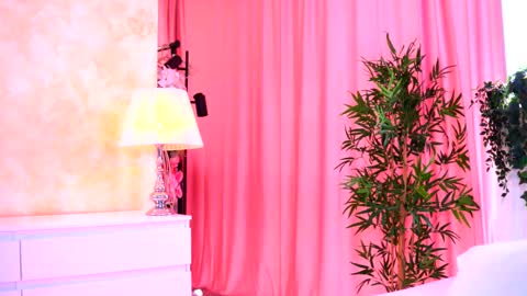 Arielle online show from 14, 10, 2025