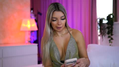 Arielle online show from 3, 12, 2025