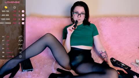 Bella online show from 11, 12, 2024