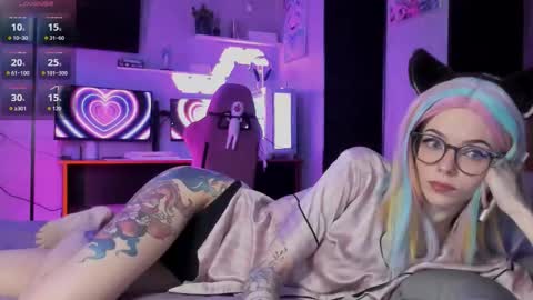 Olivia Subscribe to my Fansly -   online show from 23, 10, 2025