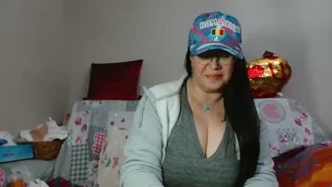 Snapshot of _blue__butterfly_ chatting on 7, 12, 2024 KHALEESI online show from 7, 12, 2024