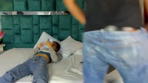 _bonnyandclyde online show from 9, 4, 2026