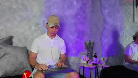 Snapshot of _bruno_bs chatting on 23, 9, 2025 BRUNO online show from 23, 9, 2025