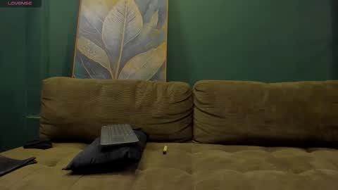 _bunny_boy_ online show from 21, 11, 2025