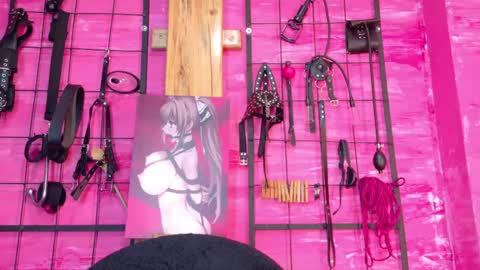 Bella online show from 9, 6, 2026