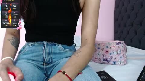 Snapshot of _candy_jade_ chatting on 1, 2, 2025 candy jade online show from 1, 2, 2025
