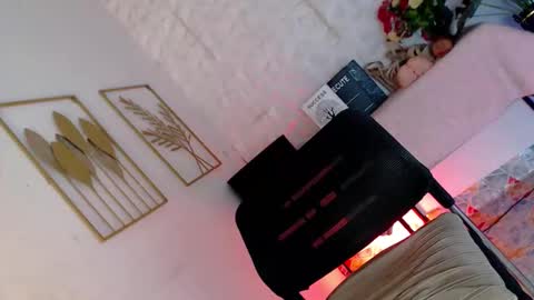 Snapshot of _caroline69 chatting on 6, 2, 2026 Caroline online show from 6, 2, 2026