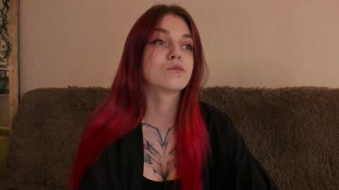 Caroline online show from 7, 11, 2025