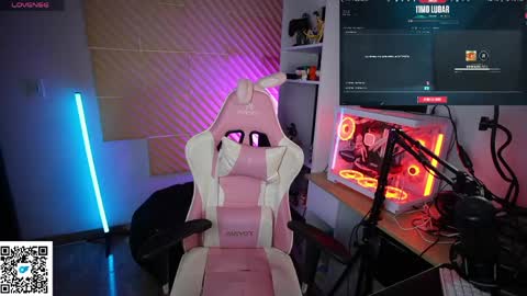 Snapshot of _celeste_xx chatting on 8, 5, 2026 _celeste_xx online show from 8, 5, 2026