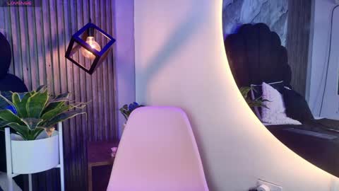 Snapshot of _charlotte_queen_ chatting on 28, 4, 2026 _charlotte_queen_ online show from 28, 4, 2026