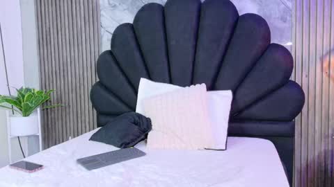 Snapshot of _charlotte_queen_ chatting on 20, 5, 2026 _charlotte_queen_ online show from 20, 5, 2026