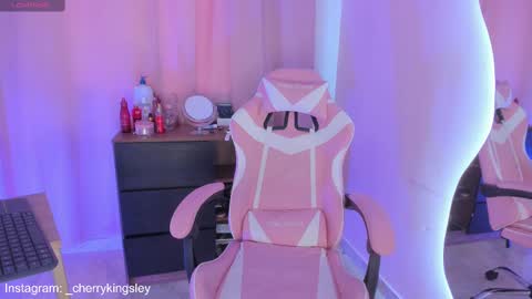 Snapshot of _cherrykingsley1 chatting on 25, 2, 2025 Cherrykingsley online show from 25, 2, 2025