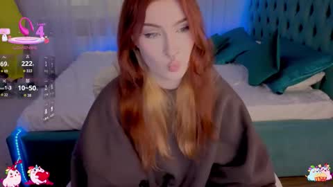 Alisa NO NUDE online show from 17, 10, 2025