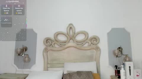 Chloe  online show from 21, 3, 2026