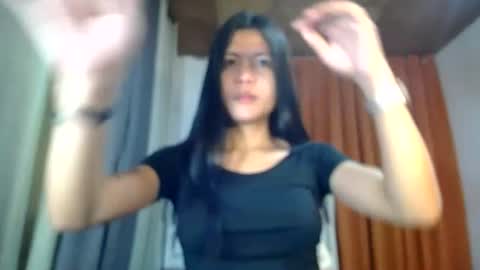 Snapshot of _claudine_ chatting on 24, 6, 2026 Claudine online show from 24, 6, 2026