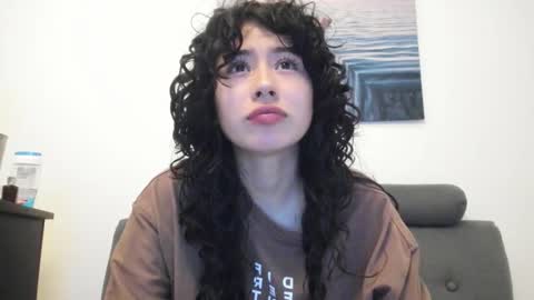 Chloe and Sky online show from 17, 10, 2025