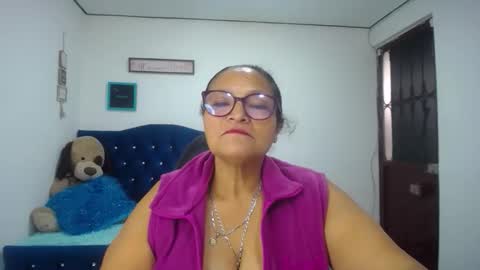 _cristal09 online show from 10, 9, 2025
